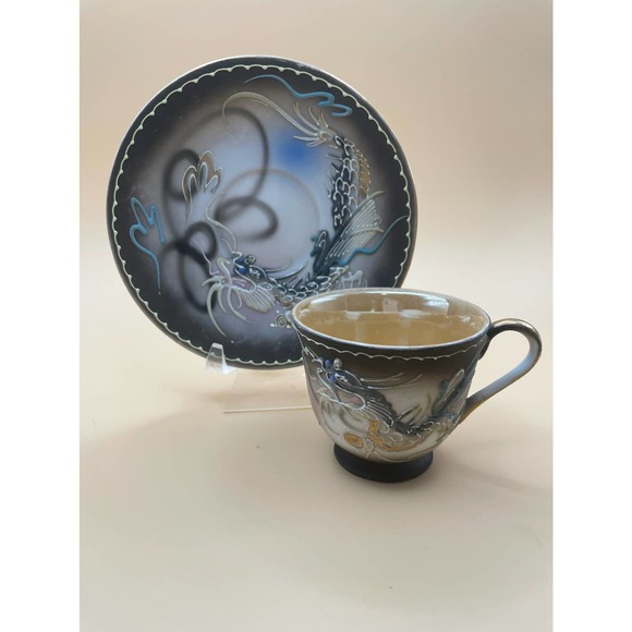Vintage Moriage Lithophine Dragonware Tea cups and Saucers - Picture 4 of 5